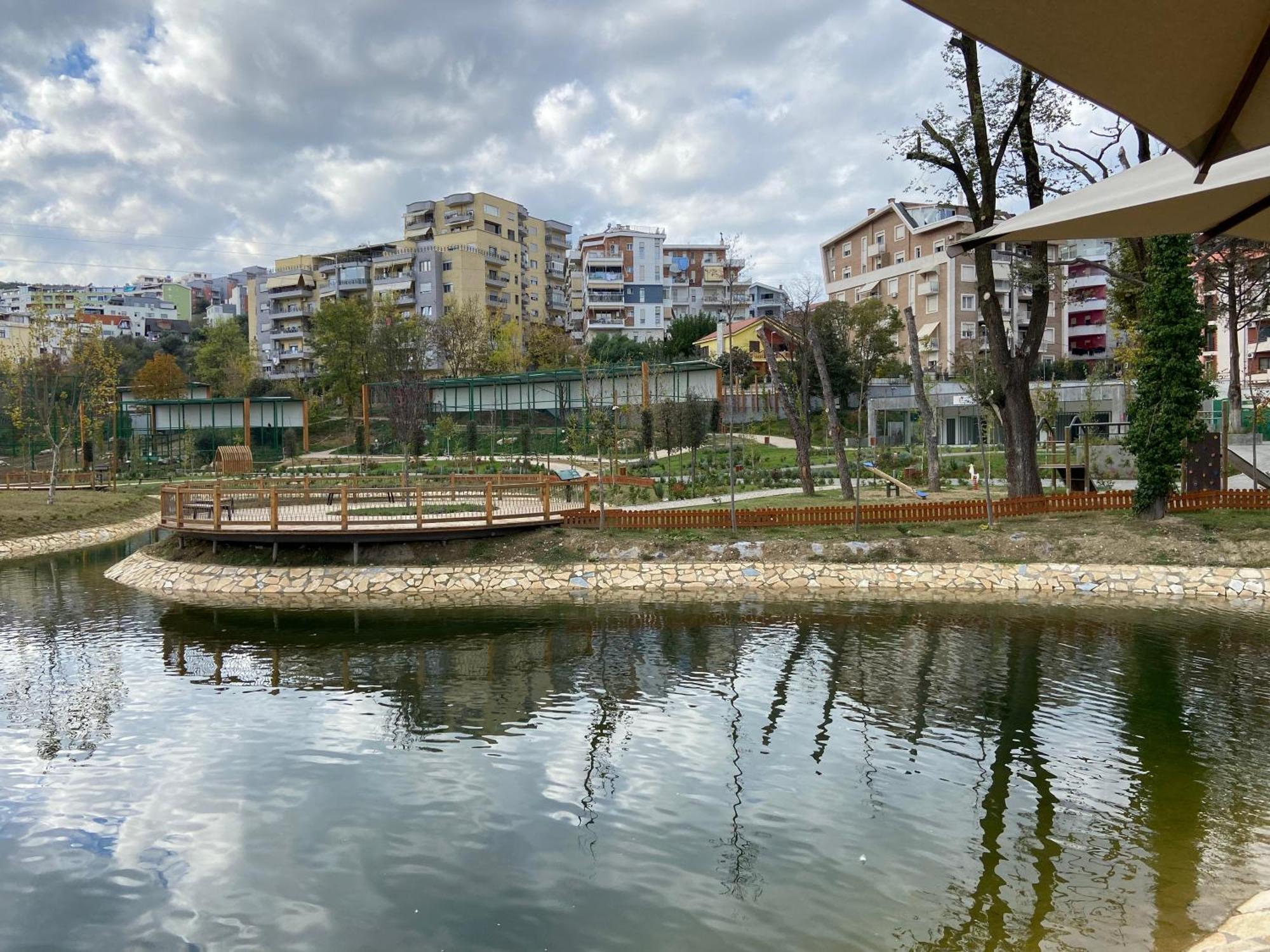 Mb Luxury Apartments Tirana Exterior photo